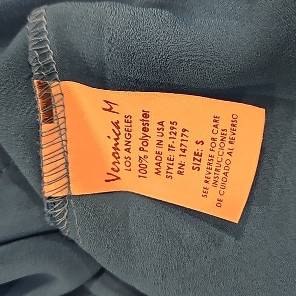 💕VERONICA M💕 Sleeveless Halter Top ~ Blue Small S NWOT - Picture 6 of 7